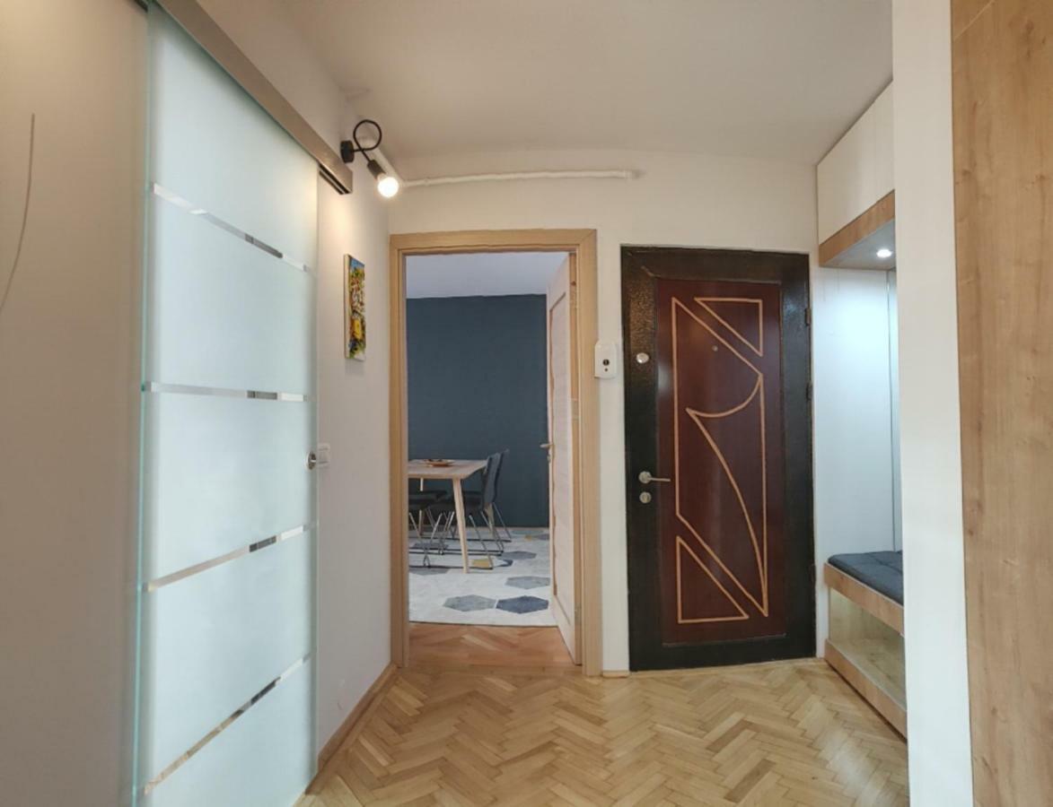 Modern And Cozy Apartment Piteşti Eksteriør billede